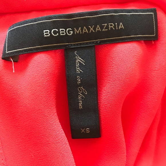 RED DRESS - Picture 2 of 3